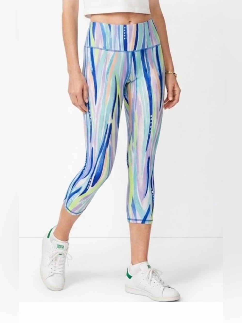 Lilly Pulitzer Luxletic Capri Leggings. Whimsical Stretchy Athletic Fun. Medium